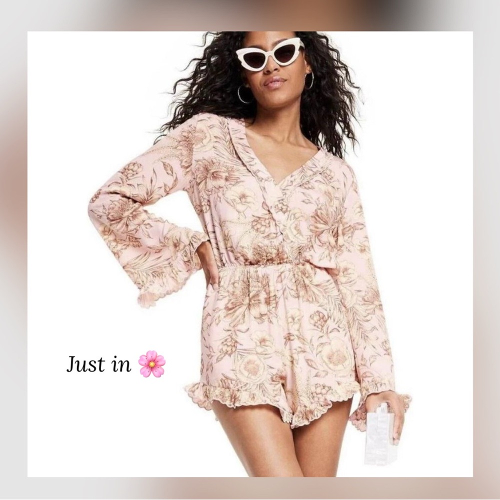 🥳SOLD🥳Agua Bendita Pink Floral Jumpsuit - Picture 2 of 5